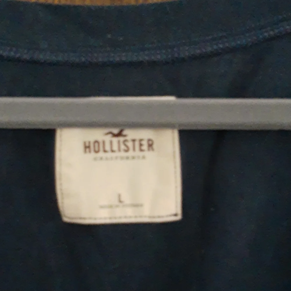 Shirt - Picture 2 of 4